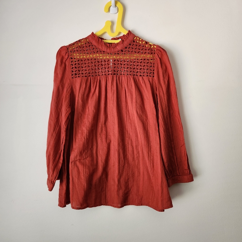 Gap brocade top